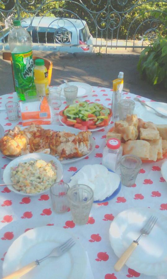 Guesthouse Valeria Боржомі Екстер'єр фото